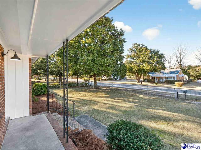 409 Lincoln Ave., Hartsville, SC 29550