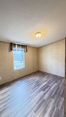 859 Pleasant Shade Hwy, Pleasant Shade, TN 37145