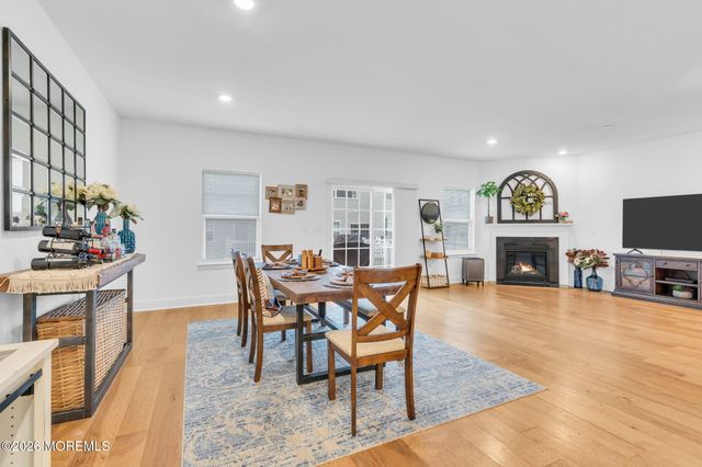 805 Aviator Avenue, Marlboro, NJ 07746