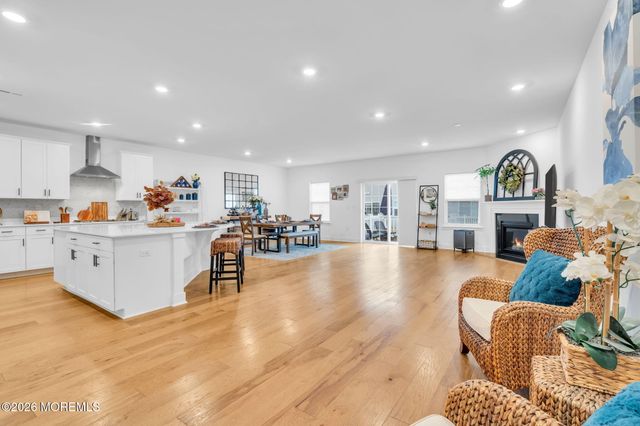 805 Aviator Avenue, Marlboro, NJ 07746