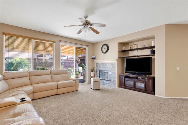 13247 San Dimas, Hesperia, CA 92344