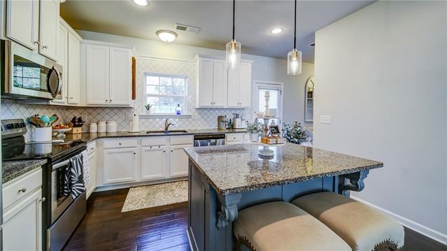 4173 Chatham Ridge Drive, Buford, GA 30518