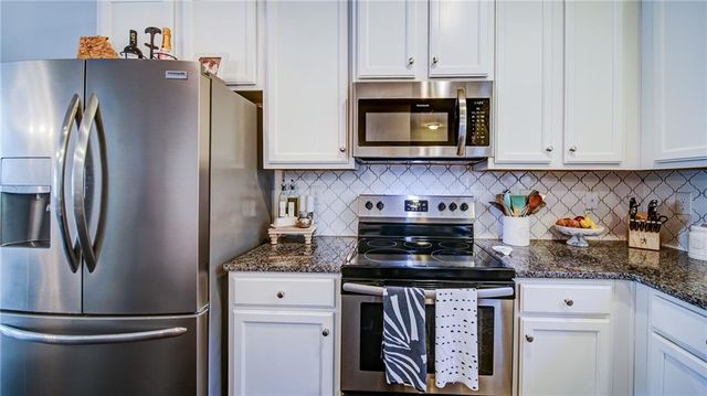 4173 Chatham Ridge Drive, Buford, GA 30518