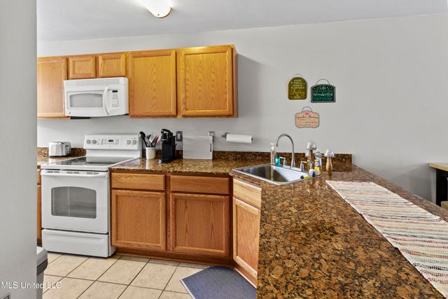 1664 Beach Boulevard, 92, Biloxi, MS 39531