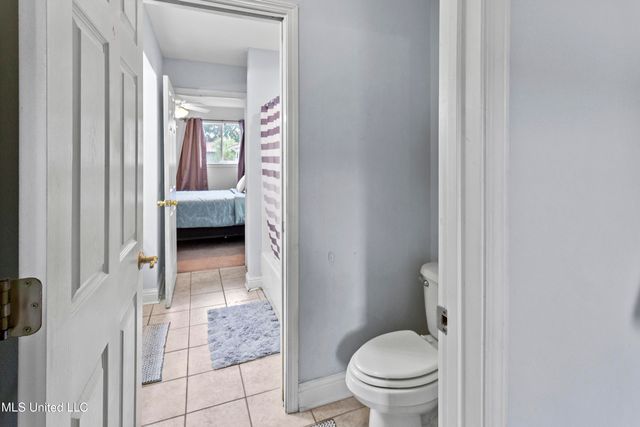 1664 Beach Boulevard, 92, Biloxi, MS 39531