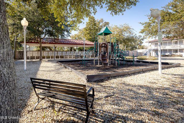 1664 Beach Boulevard, 92, Biloxi, MS 39531