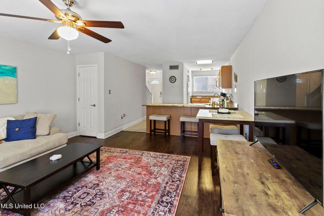 1664 Beach Boulevard, 92, Biloxi, MS 39531