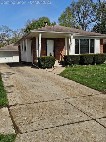 7355 W Frumin Court, Westland, MI 48185