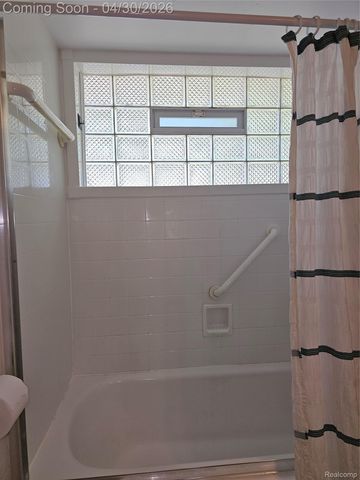 7355 W Frumin Court, Westland, MI 48185