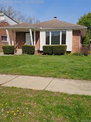 7355 W Frumin Court, Westland, MI 48185