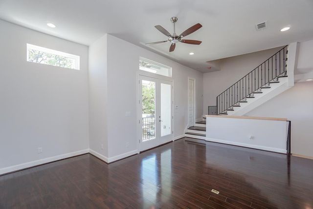 3351 Kilgore St, Houston, TX 77021