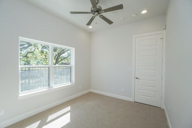 3351 Kilgore St, Houston, TX 77021