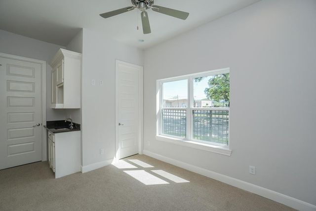 3351 Kilgore St, Houston, TX 77021