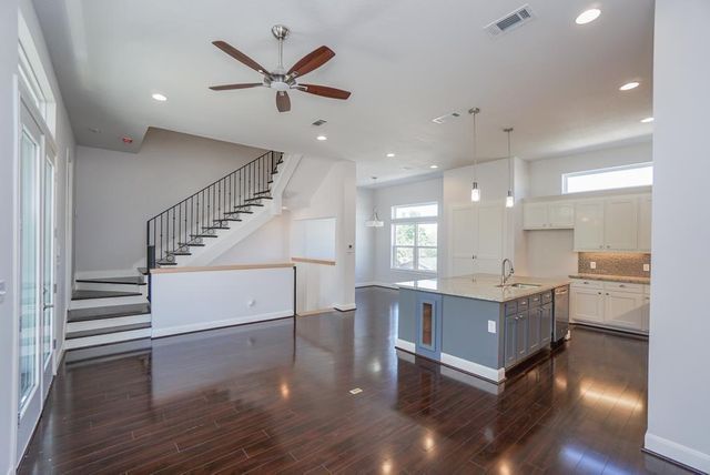 3351 Kilgore St, Houston, TX 77021