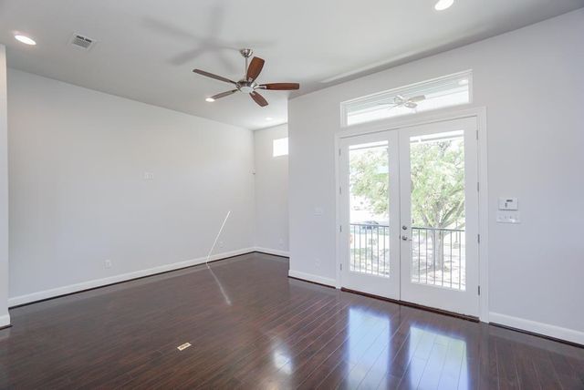 3351 Kilgore St, Houston, TX 77021