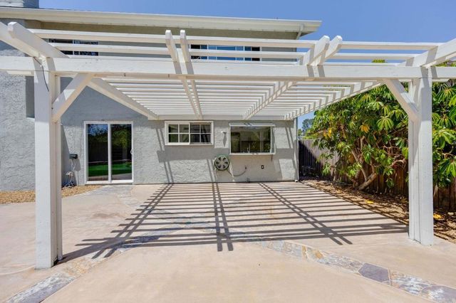 4595 Blackwell Road, Oceanside, CA 92056