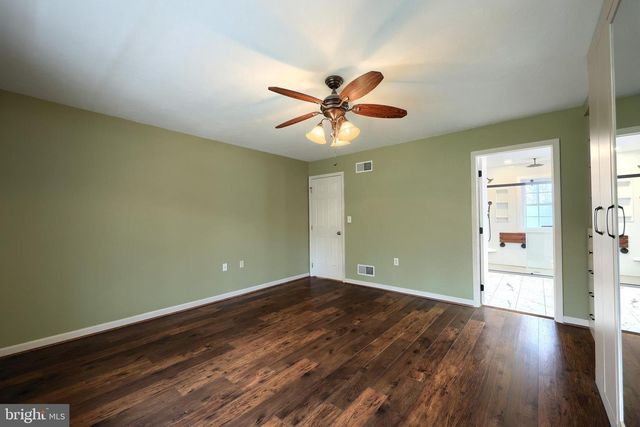 33 HARRISON DR, East Berlin, PA 17316