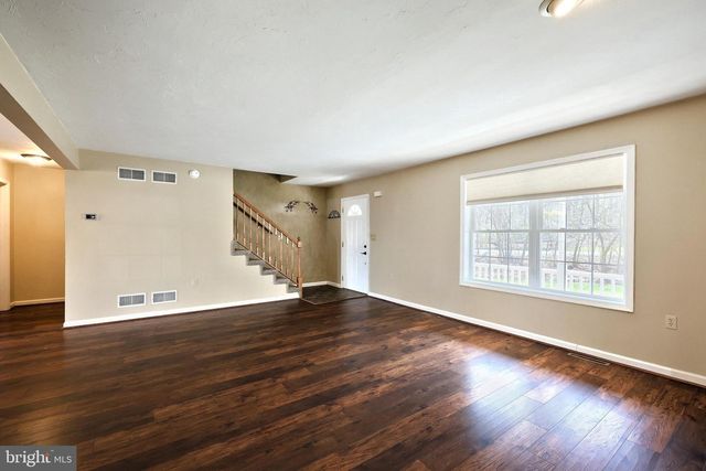 33 HARRISON DR, East Berlin, PA 17316