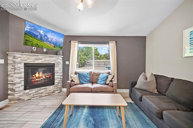 225 Custer Avenue, Colorado Springs, CO 80903