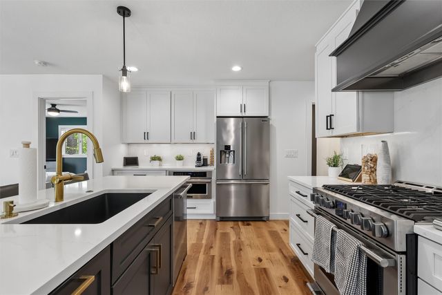 1515 Buffalo Road, West Des Moines, IA 50265