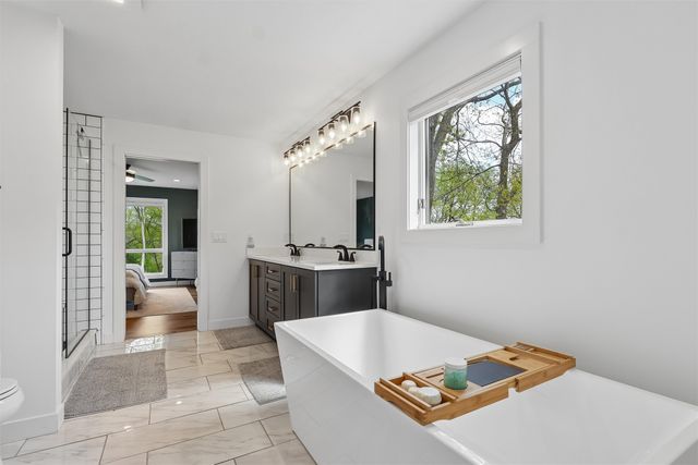 1515 Buffalo Road, West Des Moines, IA 50265
