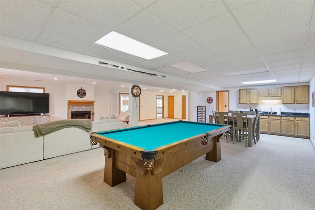 1515 Buffalo Road, West Des Moines, IA 50265