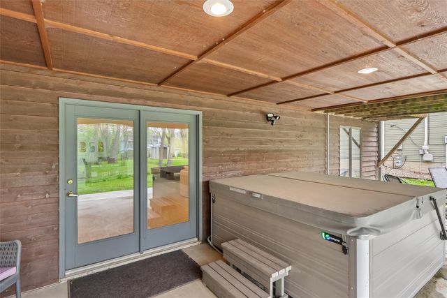 1515 Buffalo Road, West Des Moines, IA 50265