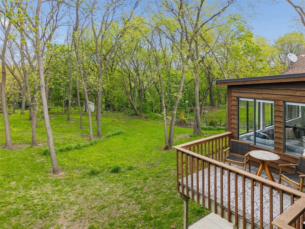 1515 Buffalo Road, West Des Moines, IA 50265