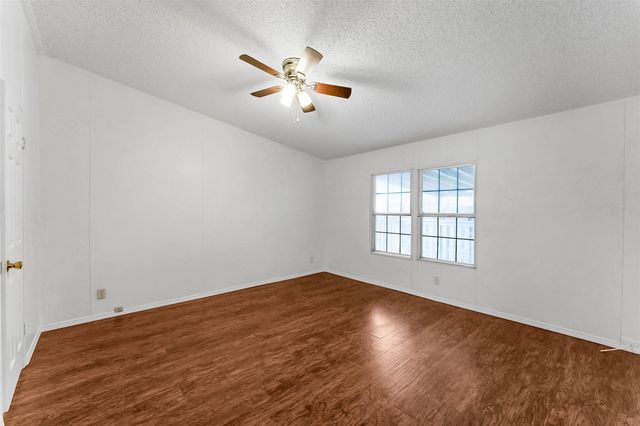 652 Stag Horn PASS, Kyle, TX 78640