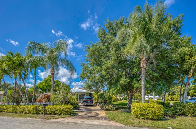 1328 Lake Victoria Drive, Lake Worth Beach, FL 33461