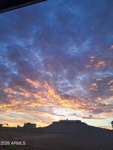 3001 MOUNTAIN Drive, Winslow, AZ 86047