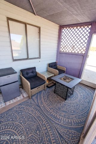 3001 MOUNTAIN Drive, Winslow, AZ 86047