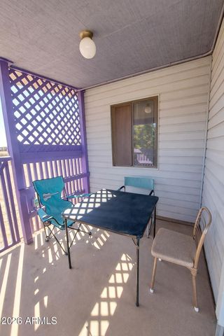 3001 MOUNTAIN Drive, Winslow, AZ 86047