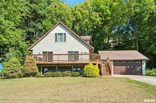 18968 GREAT RIVER Road, Le Claire, IA 52753
