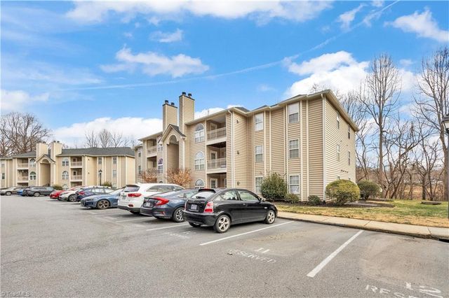 6702 W Friendly Avenue 3C, Greensboro, NC 27410