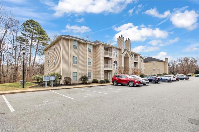 6702 W Friendly Avenue 3C, Greensboro, NC 27410