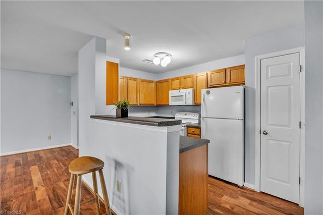 6702 W Friendly Avenue 3C, Greensboro, NC 27410