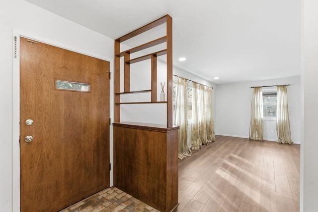 7416 E Pagent Ln, Wichita, KS 67206