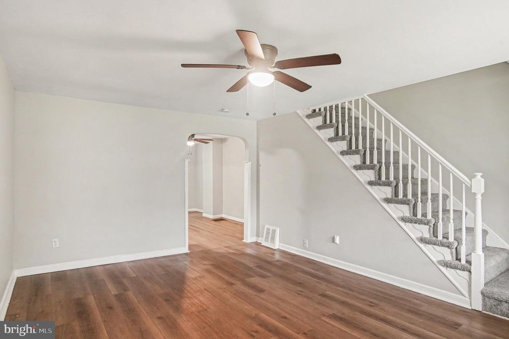 529 S 2ND ST, Darby, PA 19023 — photo 5