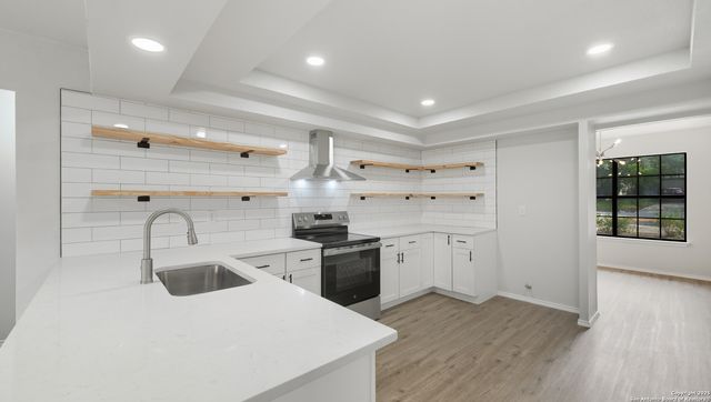 1738 Mountjoy, San Antonio, TX 78232