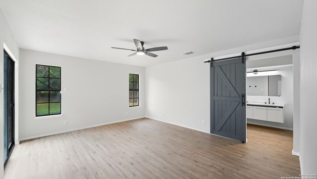 1738 Mountjoy, San Antonio, TX 78232