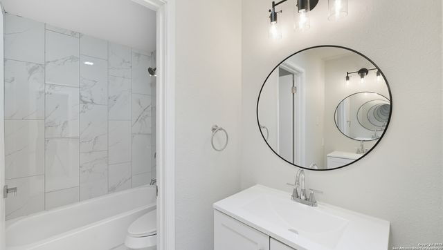 1738 Mountjoy, San Antonio, TX 78232