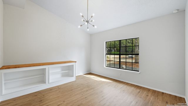 1738 Mountjoy, San Antonio, TX 78232