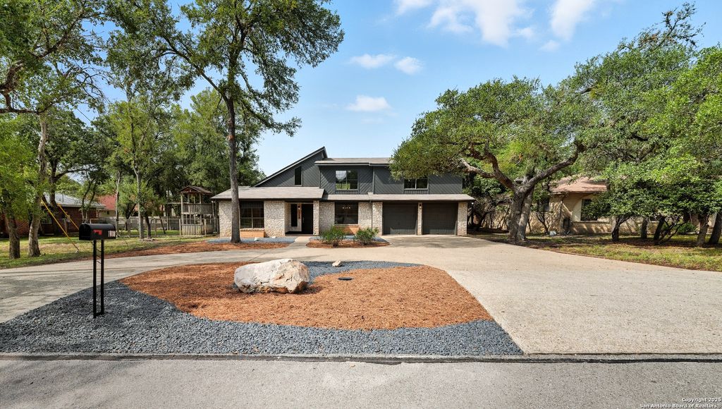 1738 Mountjoy, San Antonio, TX 78232