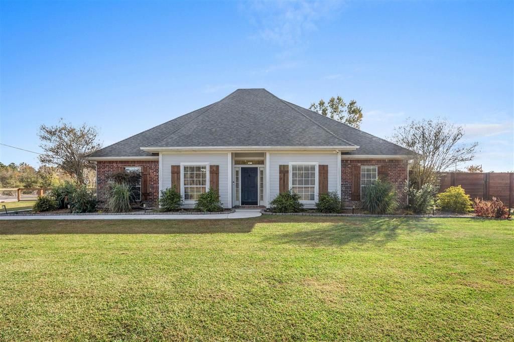 5707 Highway 3059, Lake Charles, LA 70615