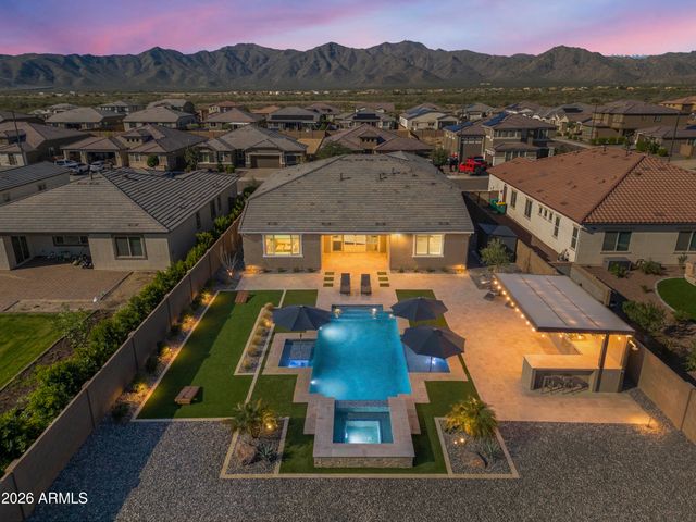 8401 N 186TH Avenue, Waddell, AZ 85355