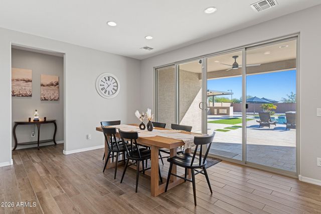 8401 N 186TH Avenue, Waddell, AZ 85355