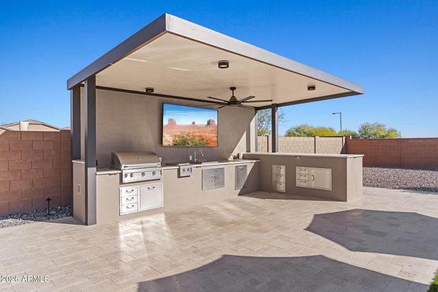 8401 N 186TH Avenue, Waddell, AZ 85355