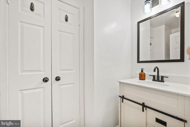 1515 CHURCH HILL PL, Reston, VA 20194