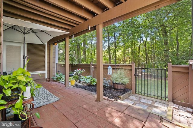 1515 CHURCH HILL PL, Reston, VA 20194